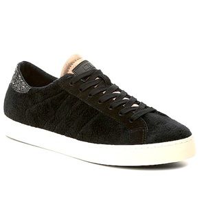 Sari Velvet Sneaker by One